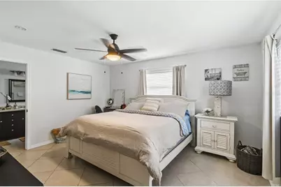 1004 Spindle Palm Way, Apollo Beach, FL 33572 - Photo 9