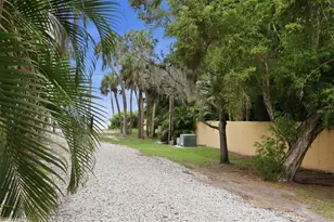 1020 23rd St, Sarasota, FL 34234 - Photo 39