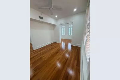 1221 N Palm Avenue #204, Sarasota, FL 34236 - Photo 9