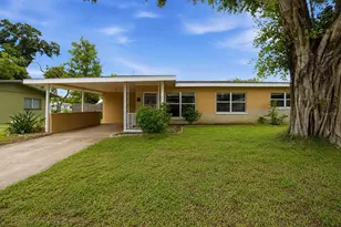 330 Crosby Ct, Sarasota, FL 34237 - Photo 1