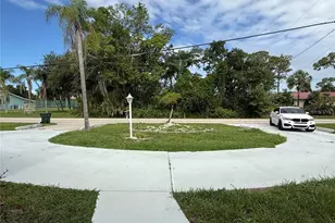 695 Alligator Dr, Venice, FL 34293 - Photo 35