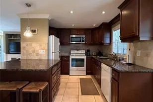 695 Alligator Dr, Venice, FL 34293 - Photo 9