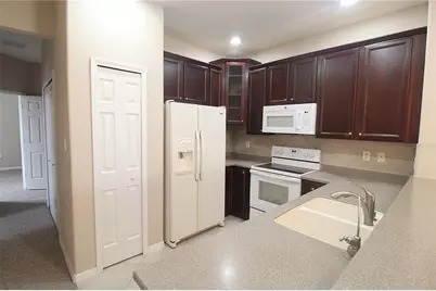 3474 Parkridge Circle #32-203, Sarasota, FL 34243 - Photo 5