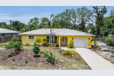 355 McArthur Avenue, Sarasota, FL 34243 - Photo 1