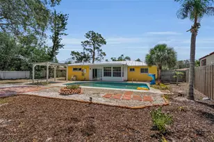 355 McArthur Ave, Sarasota, FL 34243 - Photo 3