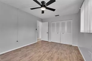 355 McArthur Ave, Sarasota, FL 34243 - Photo 21