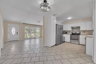 355 McArthur Ave, Sarasota, FL 34243 - Photo 11