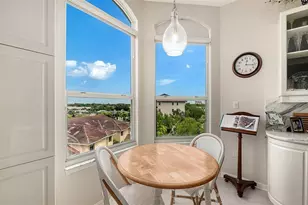 5420 Eagles Point Cir, Sarasota, FL 34231 - Photo 5