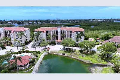 5420 Eagles Point Circle #406, Sarasota, FL 34231 - Photo 1