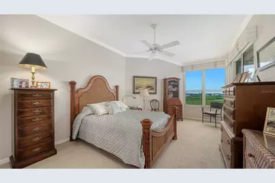 5420 Eagles Point Circle #406, Sarasota, FL 34231 - Photo 11