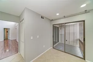 2224 Bahia Vista St, Sarasota, FL 34239 - Photo 17