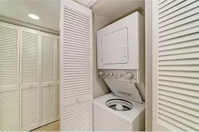 2224 Bahia Vista Street #E6, Sarasota, FL 34239 - Photo 25