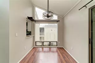 2224 Bahia Vista St, Sarasota, FL 34239 - Photo 11