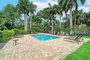 2224 Bahia Vista St, Sarasota, FL 34239 - Photo 29