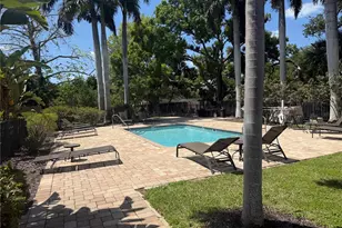 2224 Bahia Vista St, Sarasota, FL 34239 - Photo 39