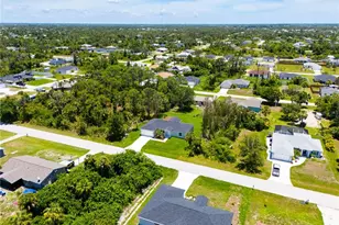 12107 Brookside Ave, Port Charlotte, FL 33981 - Photo 25