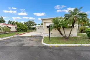 5316 53rd Ave E, Bradenton, FL 34203 - Photo 3