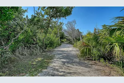 5420 Eagles Point Circle #206, Sarasota, FL 34231 - Photo 53