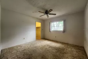 848 Ponderosa Pine Ln, Sarasota, FL 34243 - Photo 17