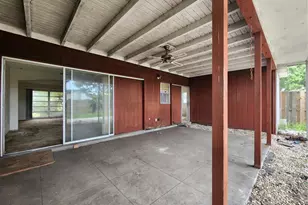 848 Ponderosa Pine Ln, Sarasota, FL 34243 - Photo 27