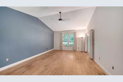 4004 Penshurst Park, Sarasota, FL 34235 - Photo 9
