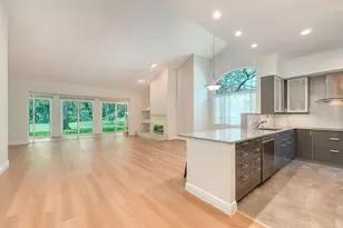 4004 Penshurst Park, Sarasota, FL 34235 - Photo 3