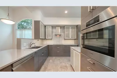 4004 Penshurst Park, Sarasota, FL 34235 - Photo 7