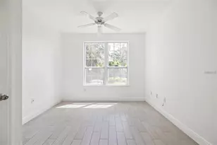 5571 Rosehill Rd, Sarasota, FL 34233 - Photo 21