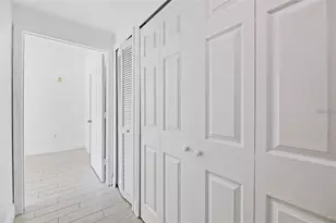 5571 Rosehill Rd, Sarasota, FL 34233 - Photo 29