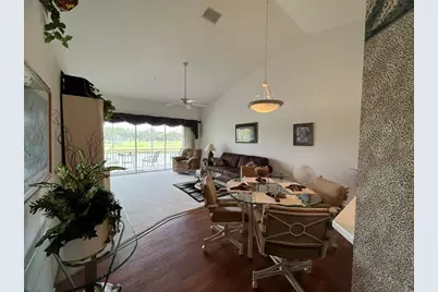 6632 Pineview Terrace #10-201, Bradenton, FL 34203 - Photo 5