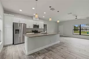 18391 Fremont Ave, Port Charlotte, FL 33954 - Photo 11