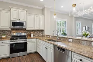 14325 Stirling Dr, Lakewood Ranch, FL 34202 - Photo 13
