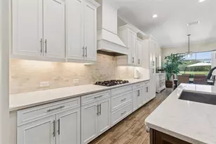 7208 Whittlebury Trl, Bradenton, FL 34202 - Photo 9