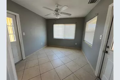 2154 Inner Cass Circle, Sarasota, FL 34231 - Photo 13
