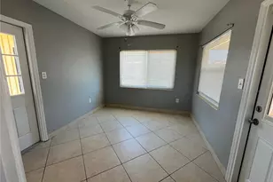 2154 Inner Cass Cir, Sarasota, FL 34231 - Photo 13
