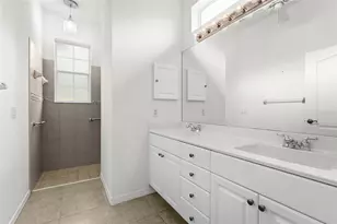 1618 Monarch Dr, Venice, FL 34293 - Photo 7