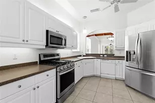 1618 Monarch Dr, Venice, FL 34293 - Photo 3