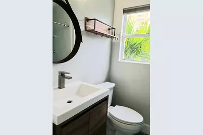 161 Golden Gate Point, Sarasota, FL 34236 - Photo 57