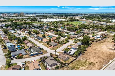 904 16th Street E, Palmetto, FL 34221 - Photo 51