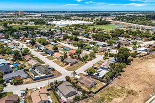 904 16th St E, Palmetto, FL 34221 - Photo 51
