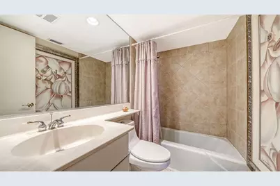 707 S Gulfstream Avenue #705, Sarasota, FL 34236 - Photo 39