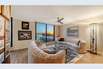 707 S Gulfstream Avenue #705, Sarasota, FL 34236 - Photo 17