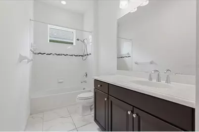 3613 Woodcliff Lake Terrace, Sarasota, FL 34243 - Photo 47