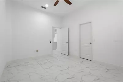 3613 Woodcliff Lake Terrace, Sarasota, FL 34243 - Photo 43