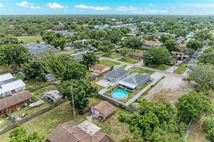 823 Bacon Ave, Sarasota, FL 34232 - Photo 5