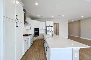247 Monet Trl, Bradenton, FL 34212 - Photo 17