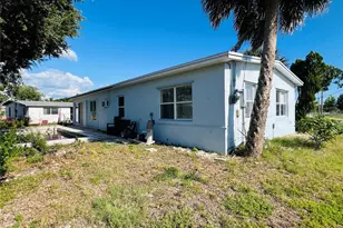 21098 Glendale Ave, Port Charlotte, FL 33952 - Photo 7