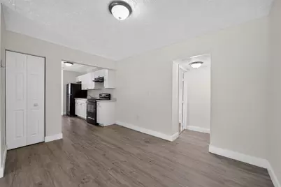 1635 Ravenall Avenue, Orlando, FL 32811 - Photo 7