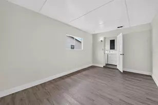 1635 Ravenall Ave, Orlando, FL 32811 - Photo 21