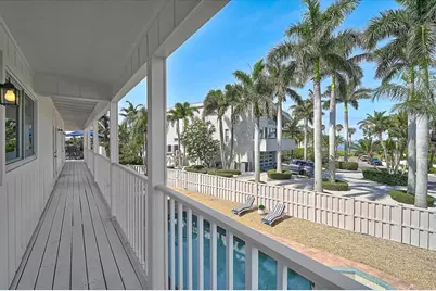 320 Ringling Point Drive, Sarasota, FL 34234 - Photo 25